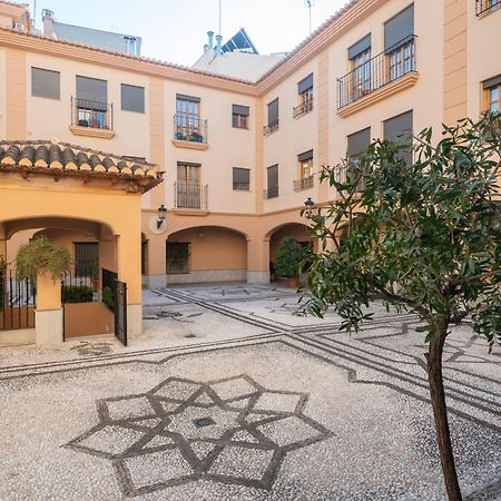 Apartamento Adultos Centro Nueva De La Virgen 2 Free Parking Гранада Екстериор снимка