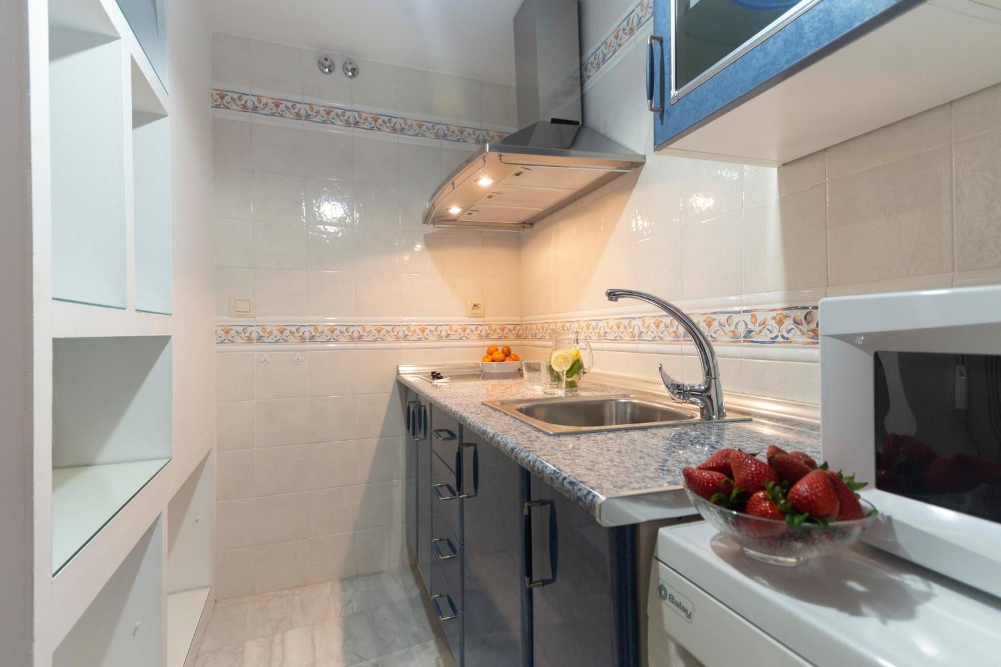Apartamento Adultos Centro Nueva De La Virgen 2 Free Parking Гранада Екстериор снимка