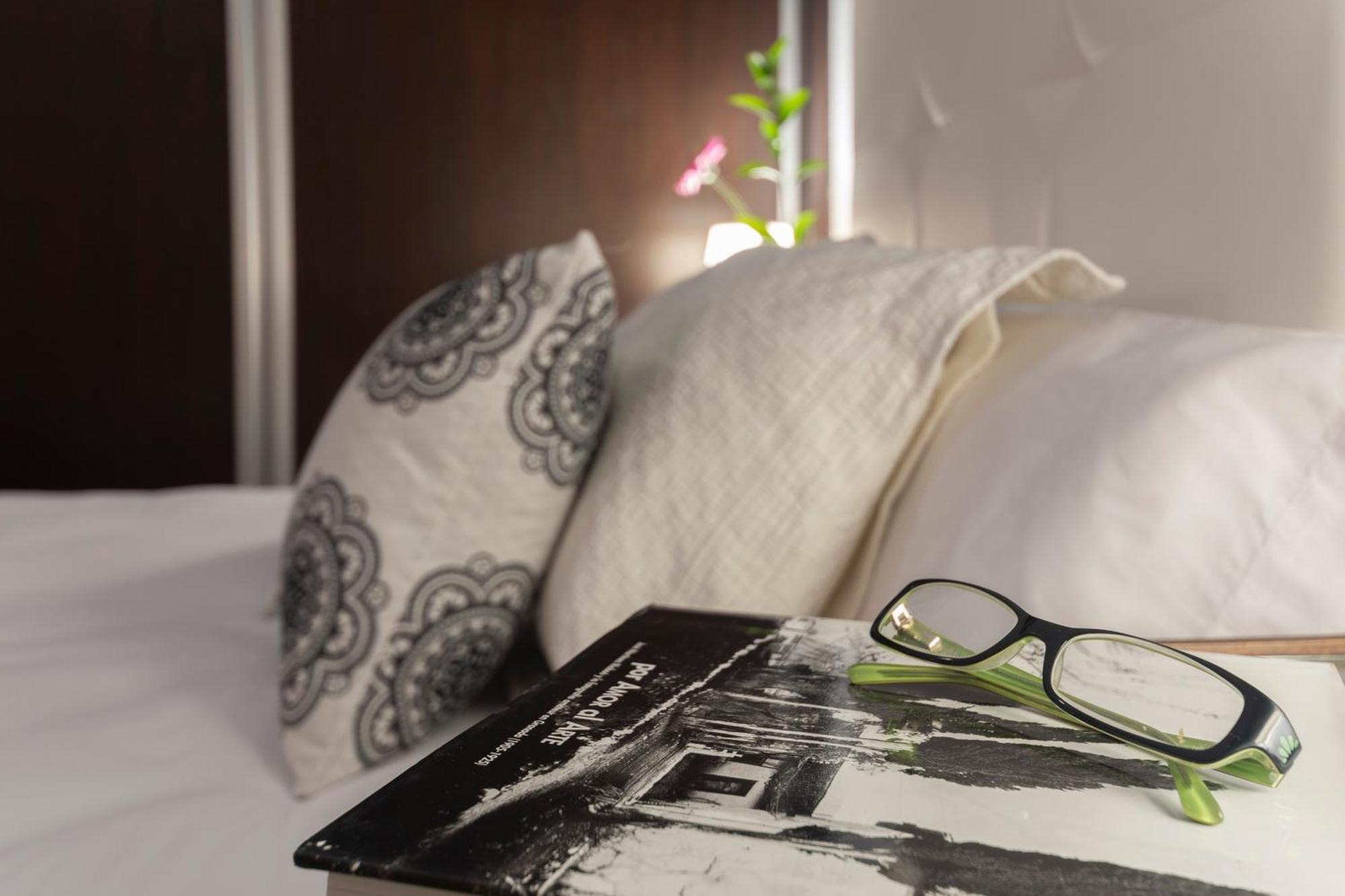 Apartamento Adultos Centro Nueva De La Virgen 2 Free Parking Гранада Екстериор снимка